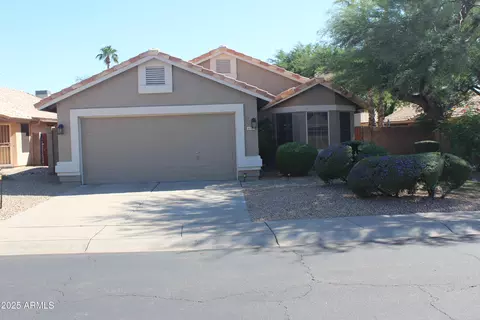 Exterior - 4321 E Rosemonte Dr, Phoenix, AZ 85050 photo 2 of 7