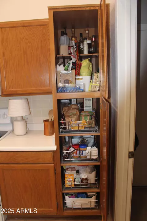 Kitchen - 4321 E Rosemonte Dr, Phoenix, AZ 85050 photo 4 of 4