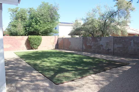 Exterior - 4321 E Rosemonte Dr, Phoenix, AZ 85050 photo 5 of 7