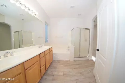 1414 N Constellation Way, Gilbert, AZ 85234 photo 4