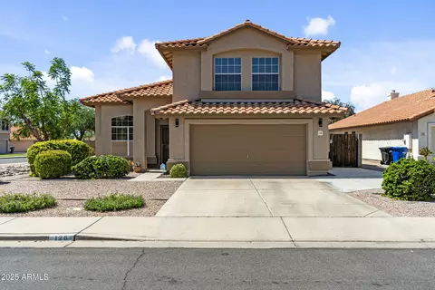 126 S Ogden Cir, Mesa, AZ 85206