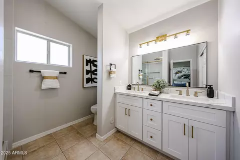Bath - 10334 E Diamond Ave, Mesa, AZ 85208 photo 1 of 3