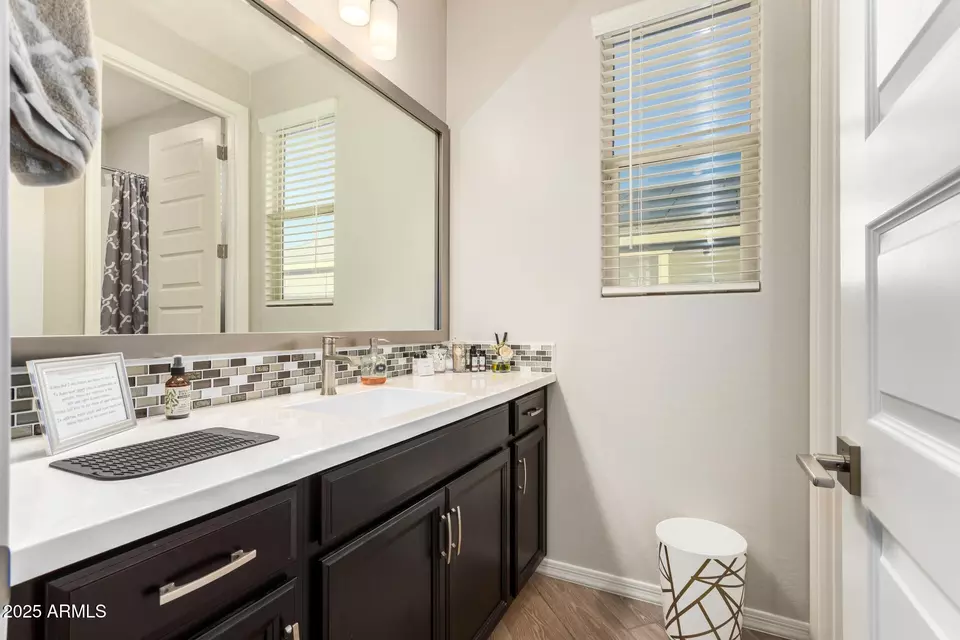 Bath - 15240 W Latham St, Goodyear, AZ 85338 photo 6 of 8