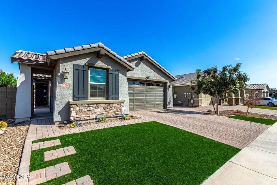 Exterior - 15240 W Latham St, Goodyear, AZ 85338 photo 11 of 13
