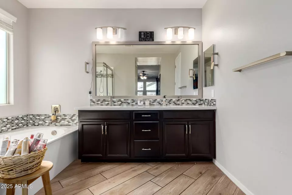 Bath - 15240 W Latham St, Goodyear, AZ 85338 photo 2 of 8
