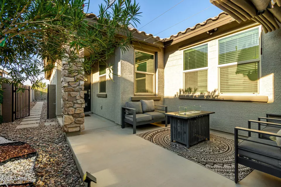 Exterior - 15240 W Latham St, Goodyear, AZ 85338 photo 3 of 13