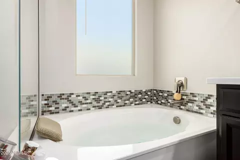 Bath - 15240 W Latham St, Goodyear, AZ 85338 photo 1 of 8