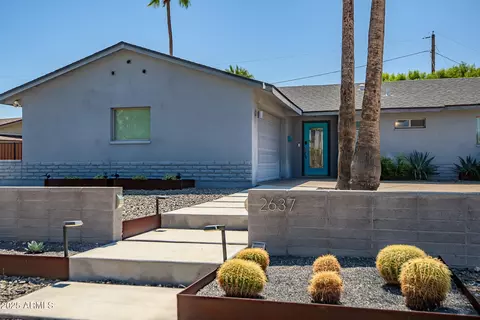 2637 E Turquoise Dr, Phoenix, AZ 85028