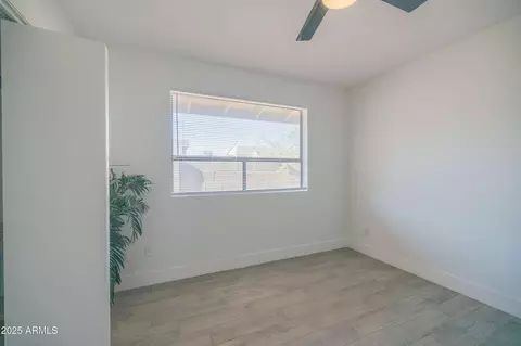 Bedroom - 2011 N 51st St, Phoenix, AZ 85008 photo 3 of 6