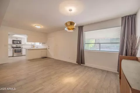 Living - 2011 N 51st St, Phoenix, AZ 85008 photo 7 of 7