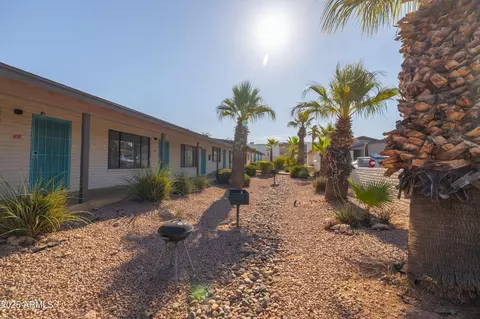 Exterior - 2011 N 51st St, Phoenix, AZ 85008 photo 2 of 13