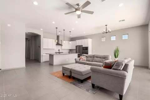 4041 E Jesse St, Gilbert, AZ 85295 photo 4