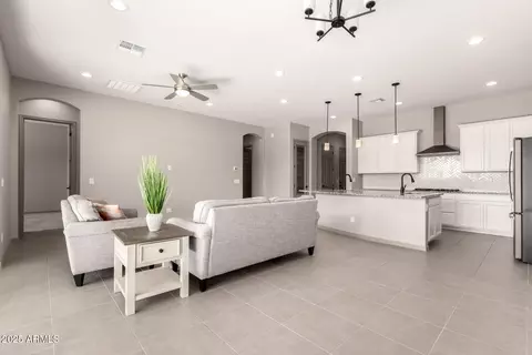 4041 E Jesse St, Gilbert, AZ 85295 photo 9