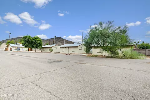 1815 W Sahuaro Dr, Phoenix, AZ 85029 photo 9