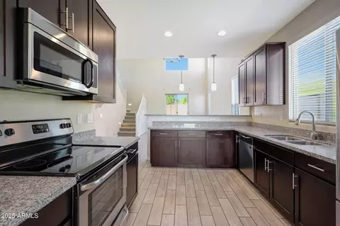 1236 E Mescal St, Phoenix, AZ 85020 photo 2