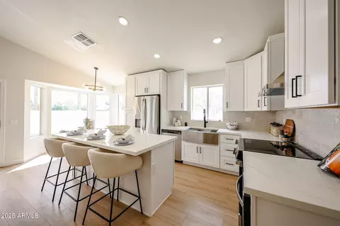 625 N Granite St, Gilbert, AZ 85234