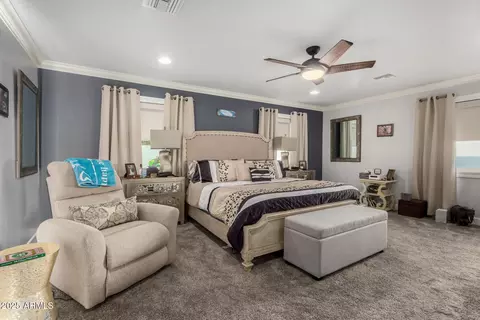 Bedroom - 126 E Harmont Dr, Phoenix, AZ 85020 photo 1 of 5
