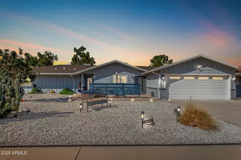 126 E Harmont Dr, Phoenix, AZ 85020