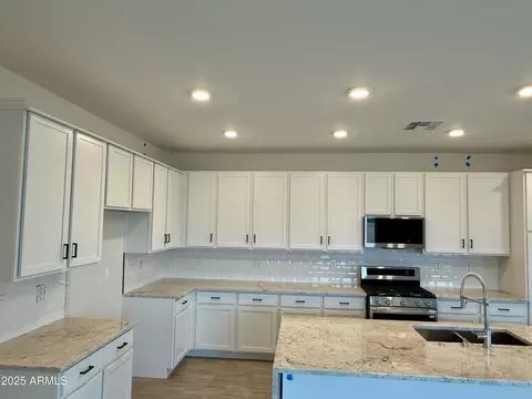 8272 N 174th Ln, Waddell, AZ 85355