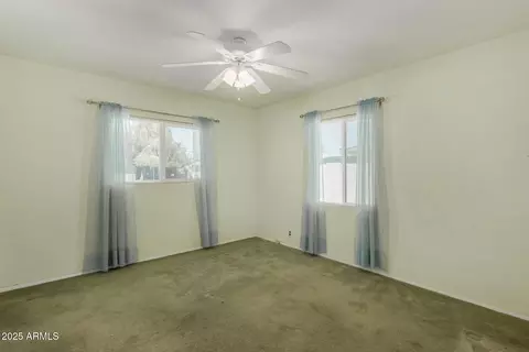 Bedroom - 1101 E Oregon Ave, Phoenix, AZ 85014 photo 3 of 5