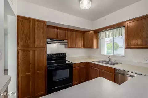 Kitchen - 1101 E Oregon Ave, Phoenix, AZ 85014 photo 3 of 3