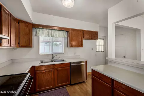 Kitchen - 1101 E Oregon Ave, Phoenix, AZ 85014 photo 2 of 3