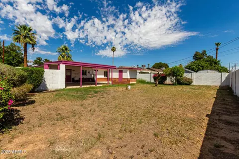Exterior - 1101 E Oregon Ave, Phoenix, AZ 85014 photo 5 of 5