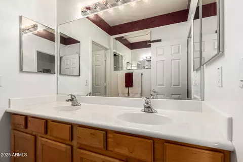 Bath - 2677 W Wayne Ln, Anthem, AZ 85086 photo 4 of 4