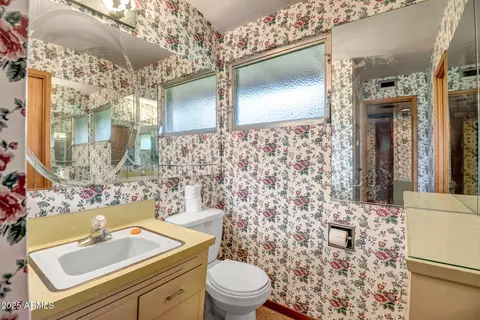5150 N 24th St, Phoenix, AZ 85016 photo 12