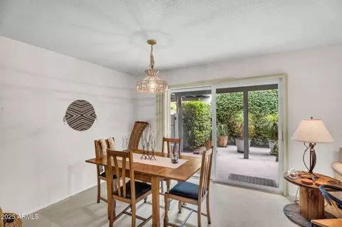 Dining - 1515 W Palmaire Ave, Phoenix, AZ 85021 photo 2 of 2