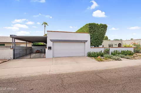 Exterior - 1515 W Palmaire Ave, Phoenix, AZ 85021 photo 2 of 7