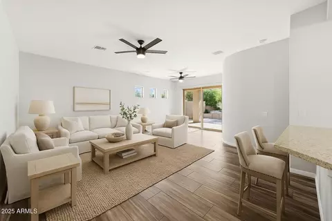 6382 W Blackhawk Dr, Glendale, AZ 85308