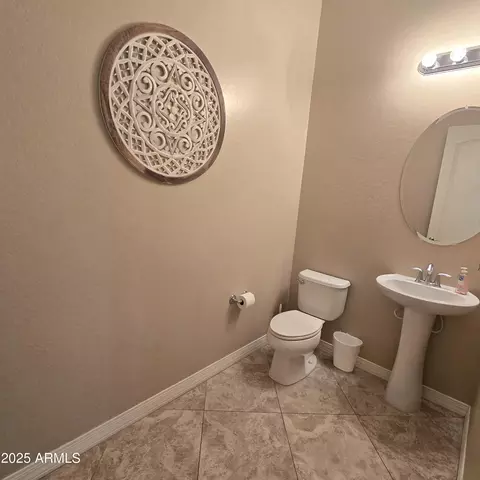 Bath - 3132 E Athena Ct, Gilbert, AZ 85297 photo 2 of 10