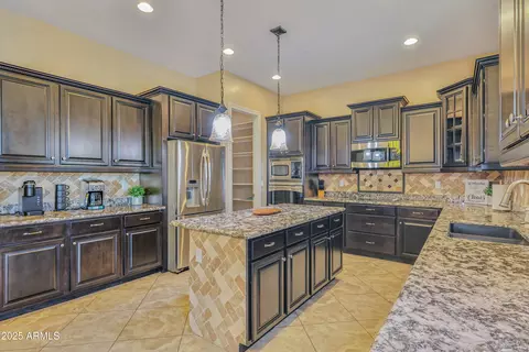 Kitchen - 3132 E Athena Ct, Gilbert, AZ 85297 photo 2 of 5