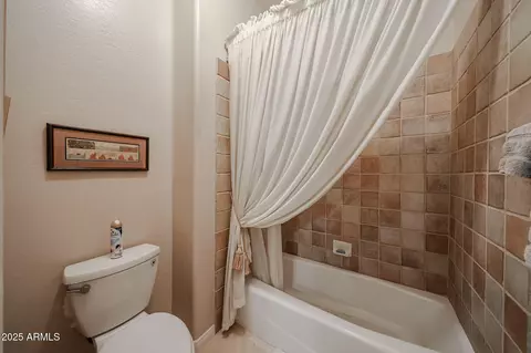 Bath - 2012 E Glenn Dr, Phoenix, AZ 85020 photo 9 of 9