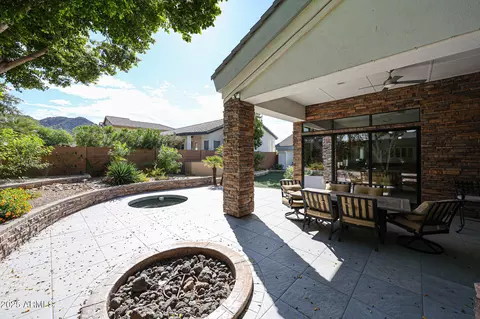 Exterior - 2012 E Glenn Dr, Phoenix, AZ 85020 photo 4 of 6