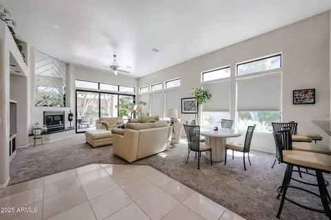 Living - 2012 E Glenn Dr, Phoenix, AZ 85020 photo 4 of 4
