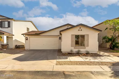 2381 E Meadow Lark Way, San Tan Valley, AZ 85140
