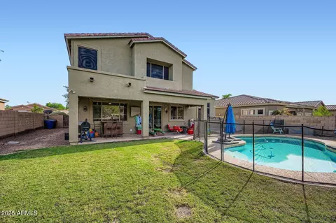 Exterior - 4338 E Lantern Pl, Gilbert, AZ 85297 photo 2 of 3