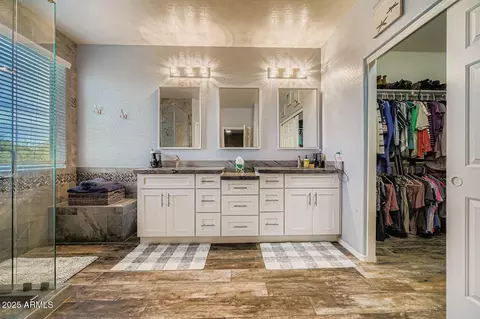Bath - 4338 E Lantern Pl, Gilbert, AZ 85297 photo 2 of 4