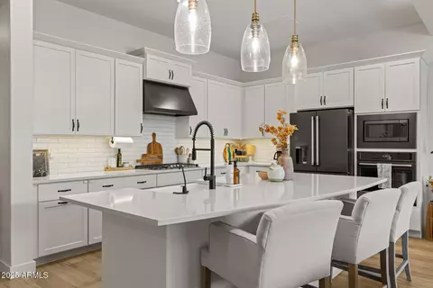 Kitchen - 4335 E Clifton Ave, Gilbert, AZ 85295 photo 1 of 5