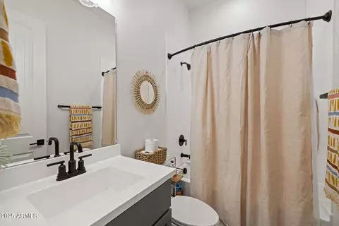 Bath - 4335 E Clifton Ave, Gilbert, AZ 85295 photo 2 of 3