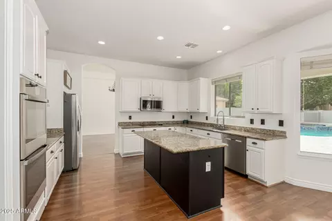 1253 E Ivanhoe Ct, Gilbert, AZ 85295 photo 14