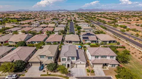 View/Area - 9944 E Torino Ave, Mesa, AZ 85212 photo 2 of 35