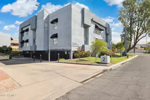 2 W Georgia Ave #12, Phoenix, AZ 85013