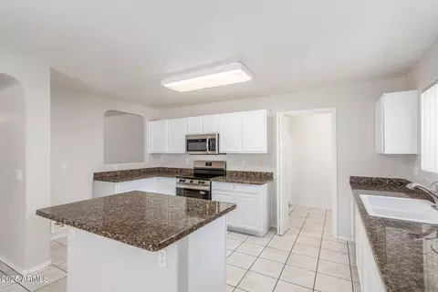 604 W Orchard Way, Gilbert, AZ 85233 photo 12