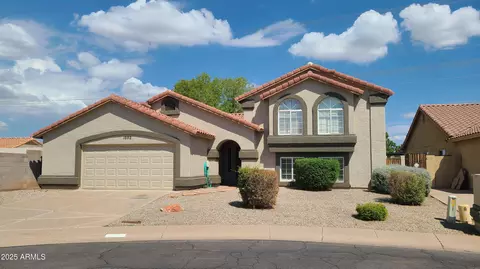 Exterior - 1002 E Hearne Way, Gilbert, AZ 85234 photo 1 of 3