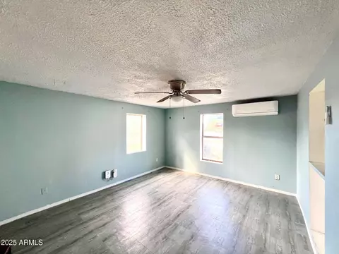 Living - 2002 W Lawrence Rd, Phoenix, AZ 85015 photo 3 of 4