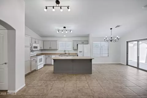 Kitchen - 2943 E Mead Dr, Gilbert, AZ 85298 photo 1 of 4