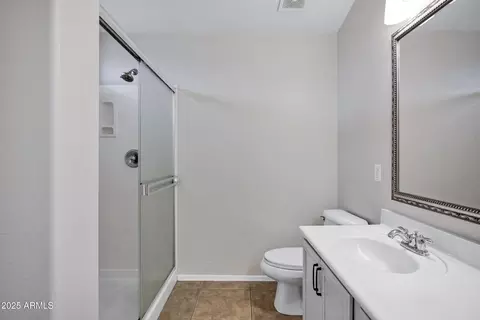 Bath - 2943 E Mead Dr, Gilbert, AZ 85298 photo 2 of 2